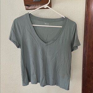 Madewell Softfade Cotton Boxy Crop V-Neck Tee